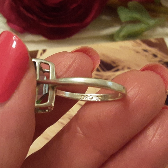 VINTAGE 925 SOLID STERLING, GENUINE 6CT. EMERALD CUT BLUE TOPAZ RING, SIZE 8 - Picture 8 of 17